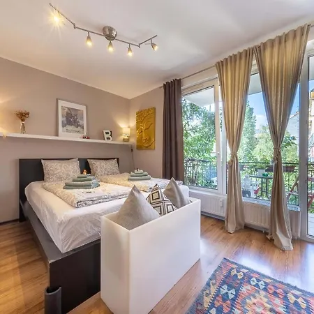 Inspirarta * Βουδαπέστη